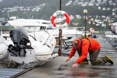 Service I - MOTOR OG DRIVSTOFF